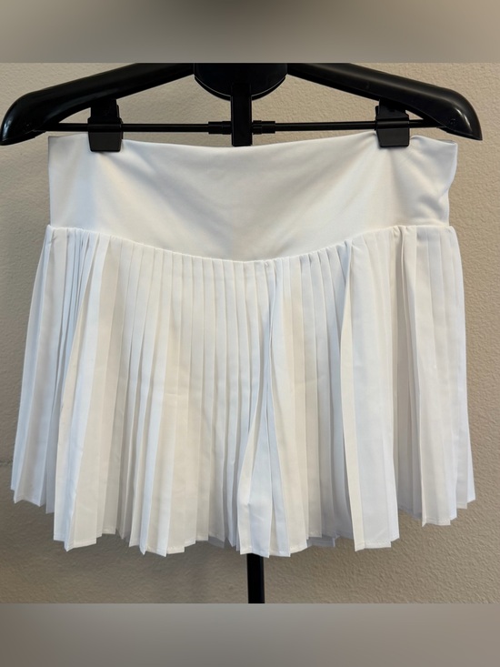 all in motion Dresses & Skirts - all in motion White Pleated Tennis Skort | Tennis Prep Preppy Athleisure | L